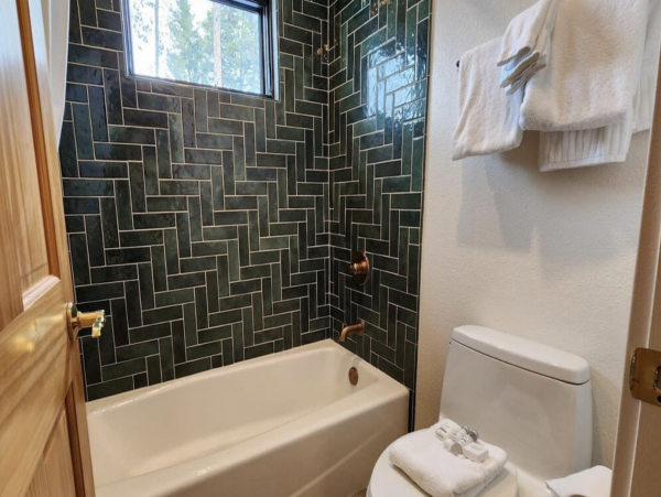 Luxury Peak 8 Ski in ski out 6 bedroom in the heart of Breck!